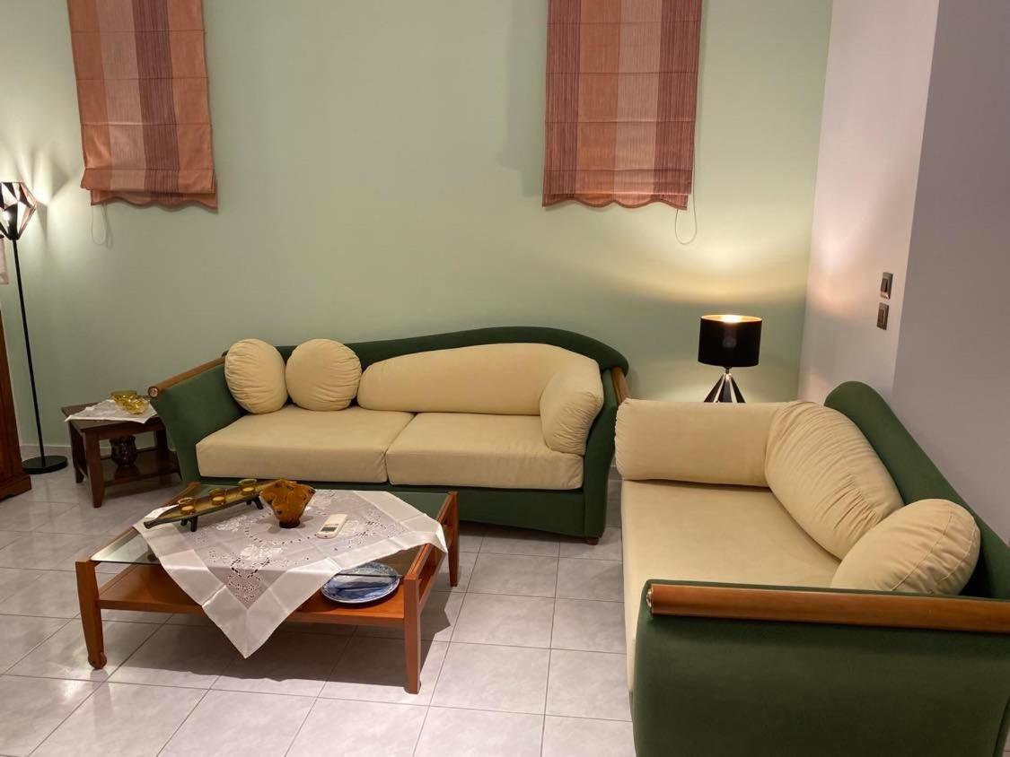 Villa Tzitzifies Kourouklata エクステリア 写真